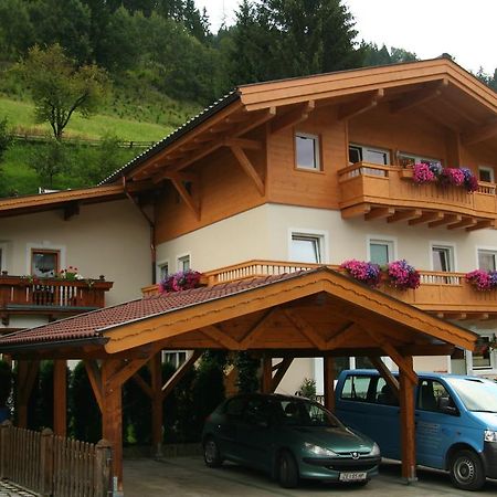 Haus Barbara Breuer Lägenhet Neukirchen am Großvenediger Rum bild
