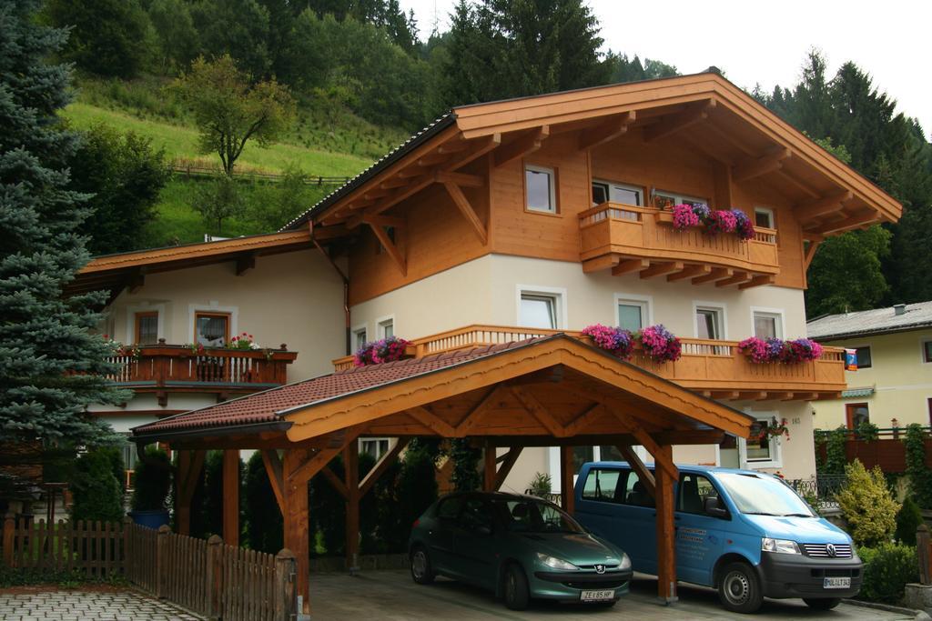 Haus Barbara Breuer Lägenhet Neukirchen am Großvenediger Rum bild